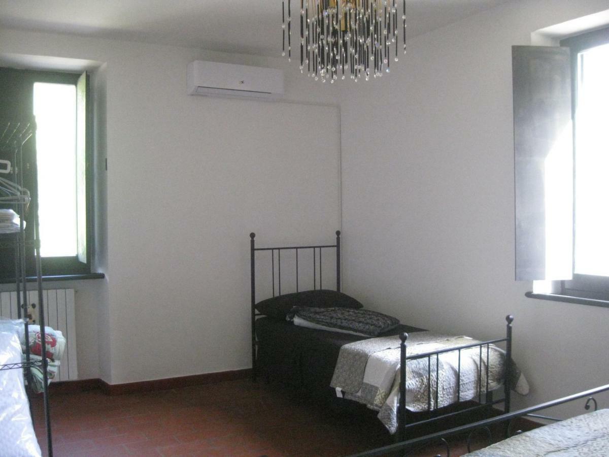 Castiglione In TeverinaAlloggio Turistico Mooneyes公寓 外观 照片
